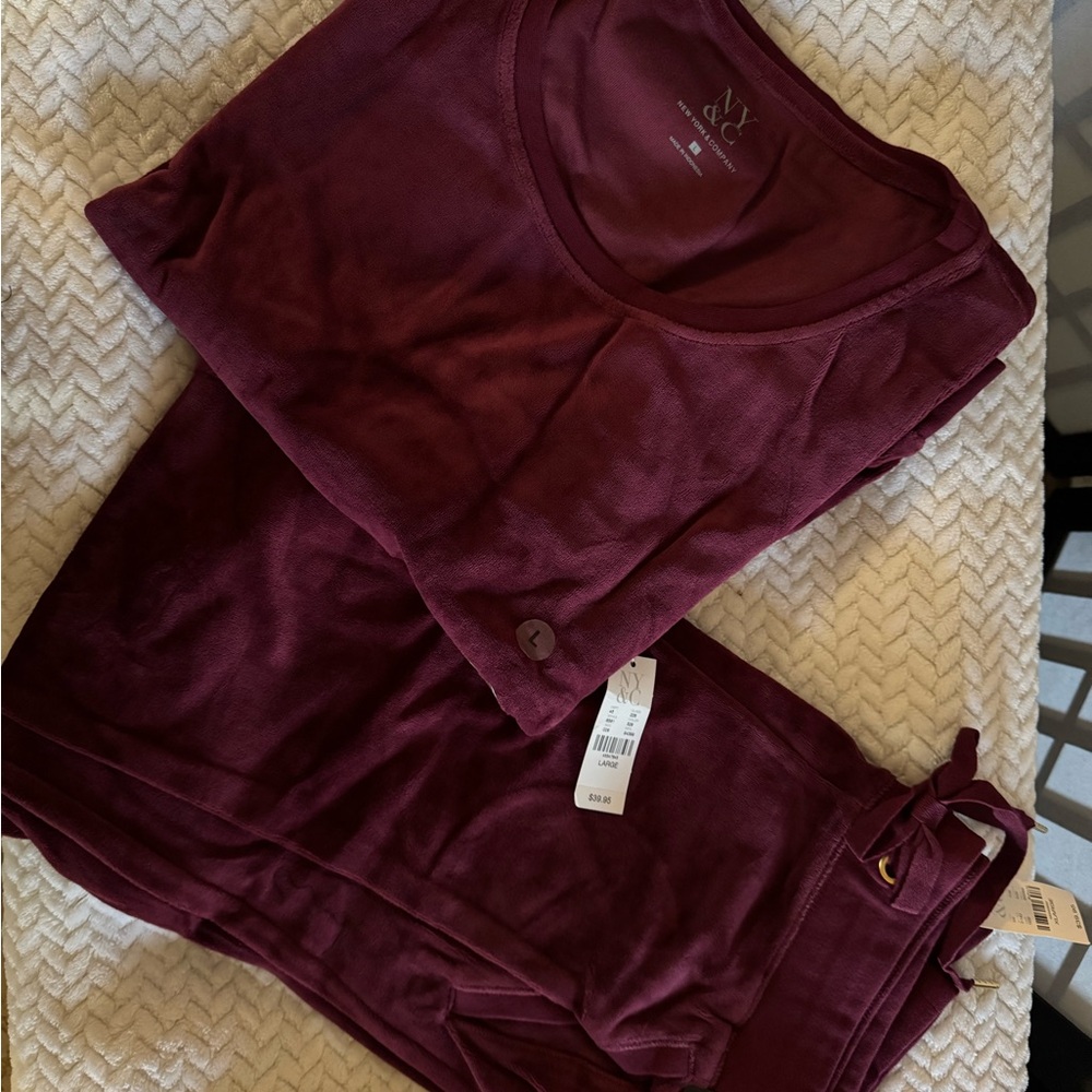 New York & Company Burgundy Lounge Velour Set